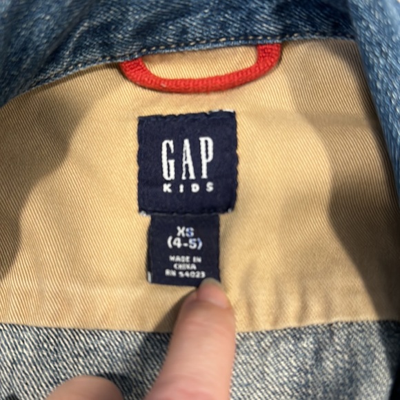 Boys Gap kids Jean jacket size xs - Picture 3 of 4